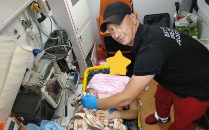 На Дніпропетровщині 40-річна жінка народила дитину в кареті швидкої