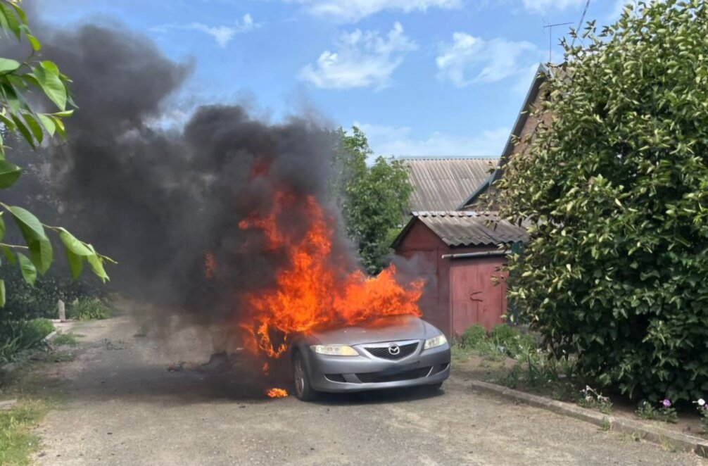 Окупанти 13 разів обстріляли Нікопольщину: дві людини постраждали