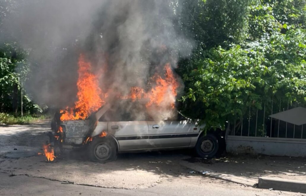 Окупанти 13 разів обстріляли Нікопольщину: дві людини постраждали