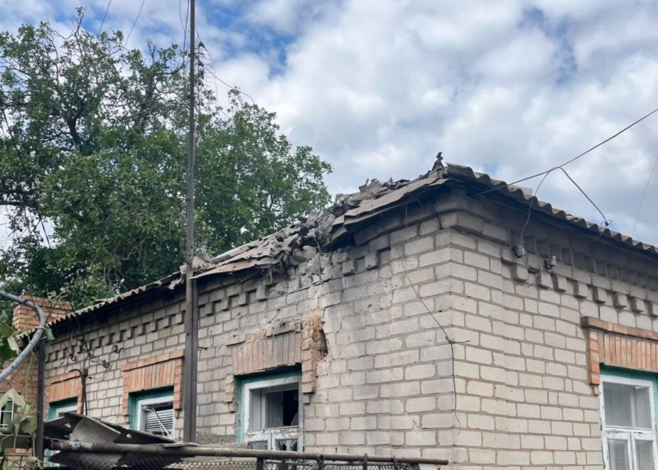 Окупанти обстріляли Нікопольщину безпілотниками та артилерією: пошкоджені будинки та інфраструктура