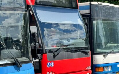 У Дніпрі через ракетну атаку тимчасово змінено маршрут руху популярних автобусів