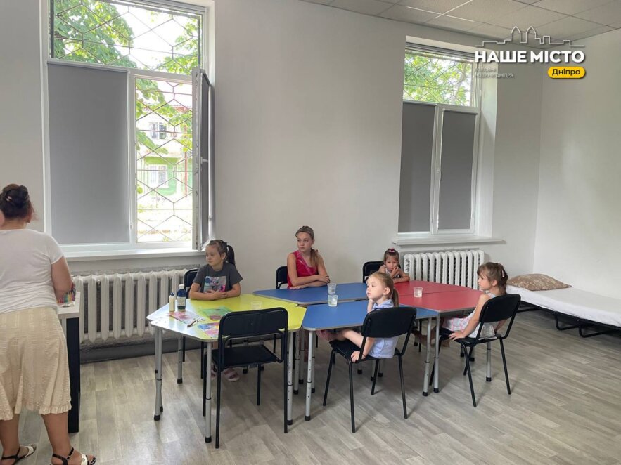 Літній відпочинок та розвиток: у Дніпрі в рамках проєкту SAFE-UKR допомагають дітям відновити здоров'я та покращити знання