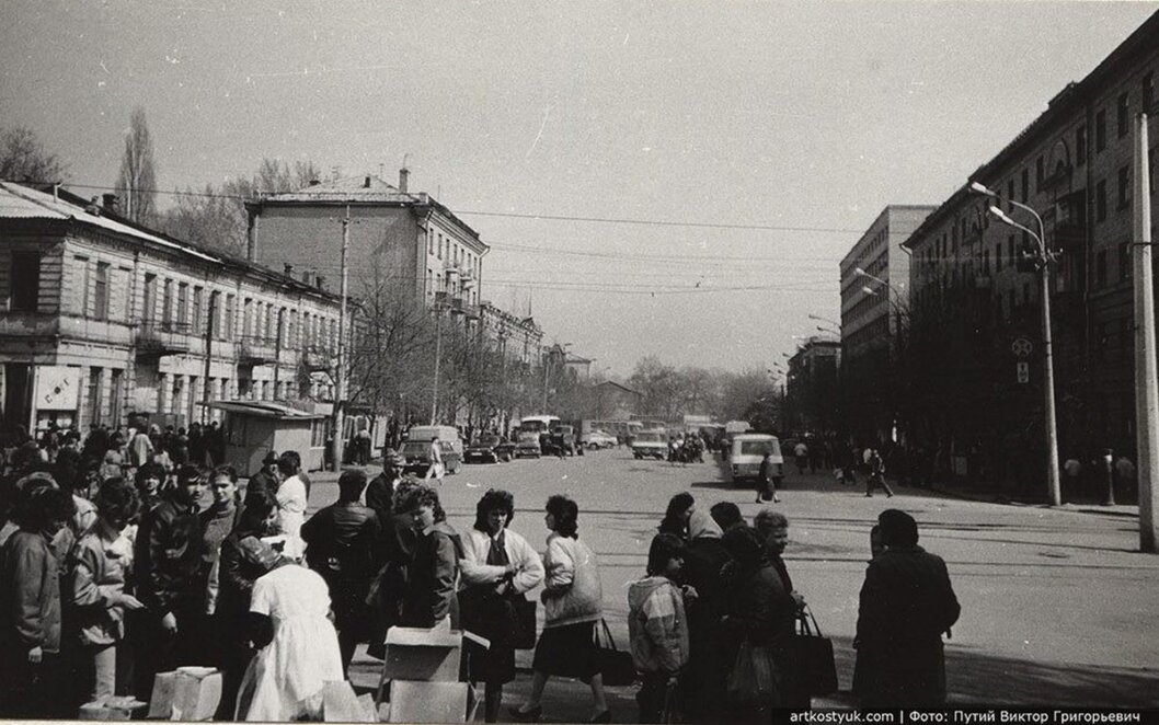 Раньше на месте Эвропейской площади в Днепре была дорога