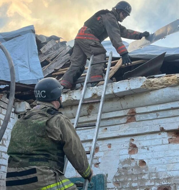 Нікопольський район знову під обстрілом: яка ситуація на Дніпропетровщині на ранок 16 серпня