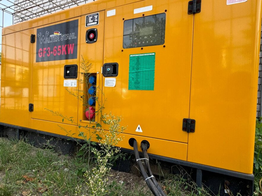 У Дніпрі завдяки генераторам забезпечують безперебійне водопостачання на верхні поверхи багатоповерхівок