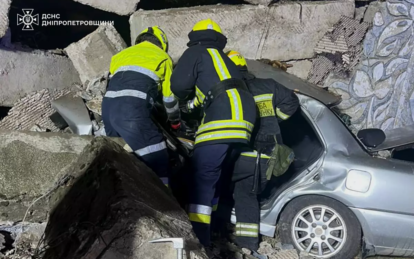 Смертельная авария в Днепровском районе: водитель автомобиля врезался в бетонную конструкцию