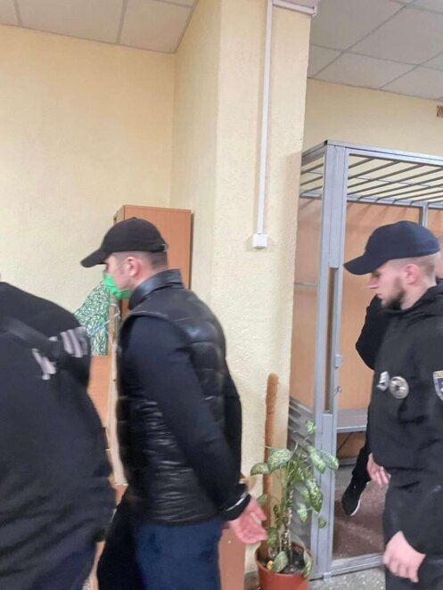 Побиття активістки та викрадення військового: як люди Наріка тримають в страху мешканців Дніпропетровщини