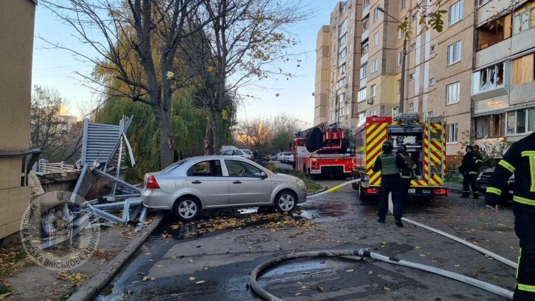 Масована атака БпЛА на Київ: є постраждалі та руйнування