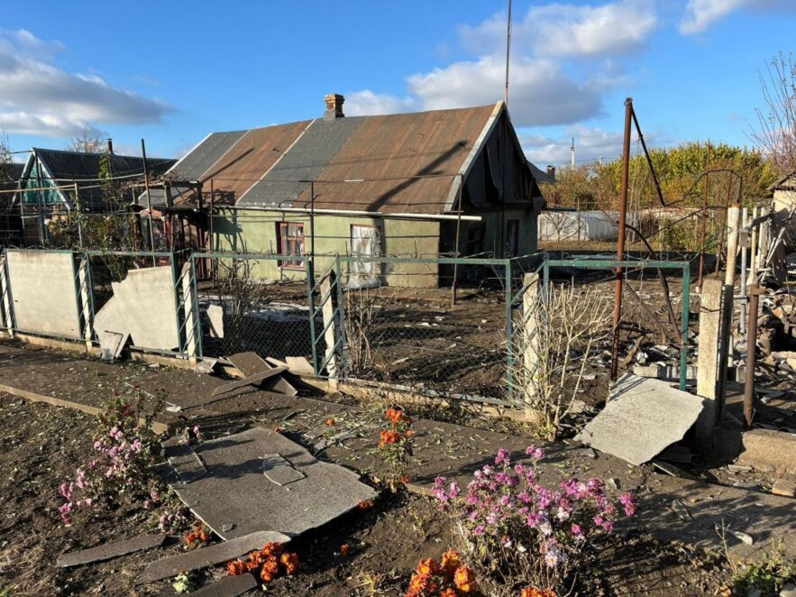 Понад півтора десятка атак протягом дня пережила Нікопольщина: постраждала 75-річна жінка