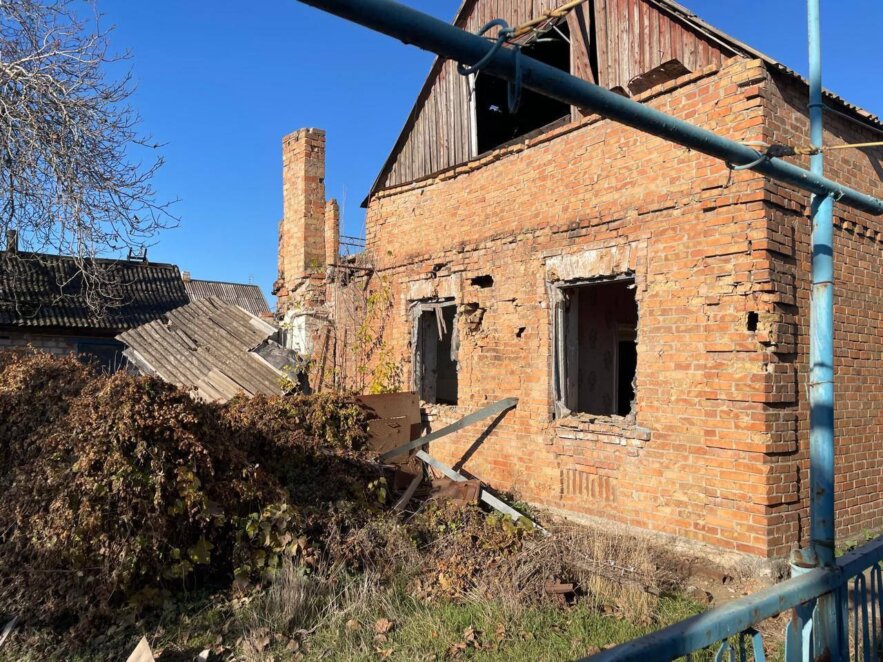 Внаслідок обстрілу Нікопольського району загинули двоє людей, є поранені