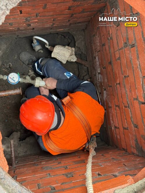 У «Дніпроводоканалі» показали, як відключають воду боржникам