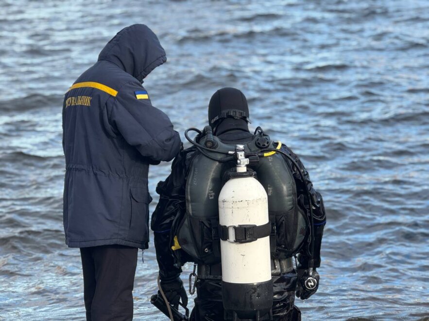 На Крещение мероприятия на городских пляжах Днепра не планируются: спасатели призывают людей не выходить на лед