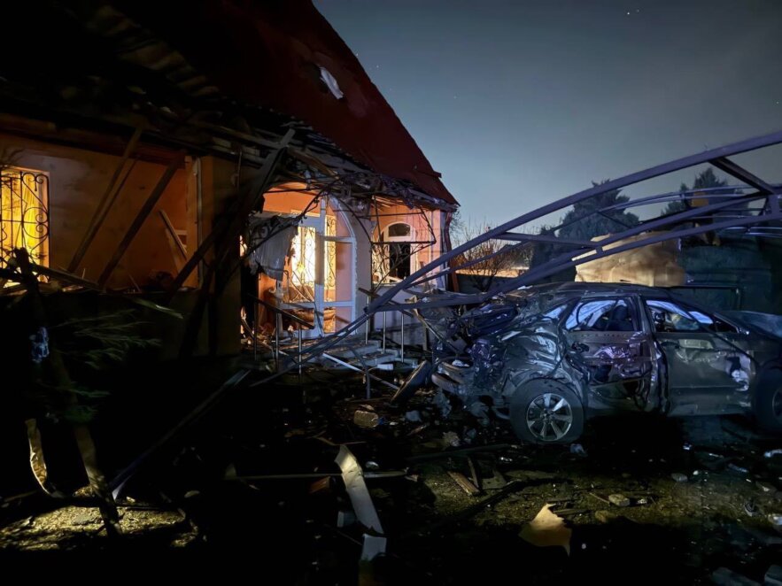 Масштабная атака беспилотниками на Днепр 4 апреля: есть повреждения