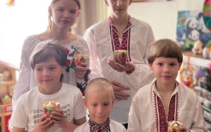 Діти шукають батьків