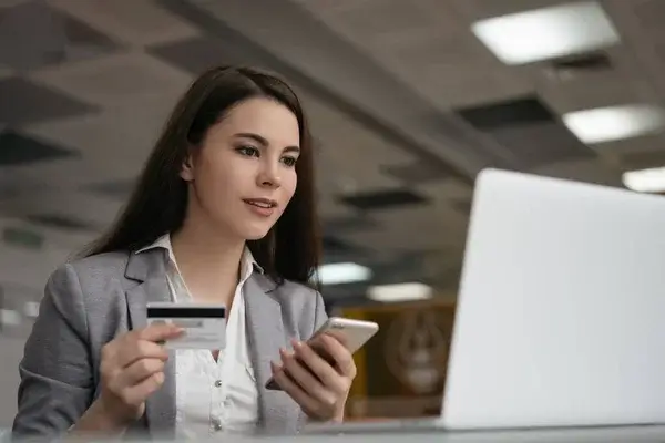 Що зміниться у Дніпрі у червні: 4G, пришкільні табори, обмеження на перекази