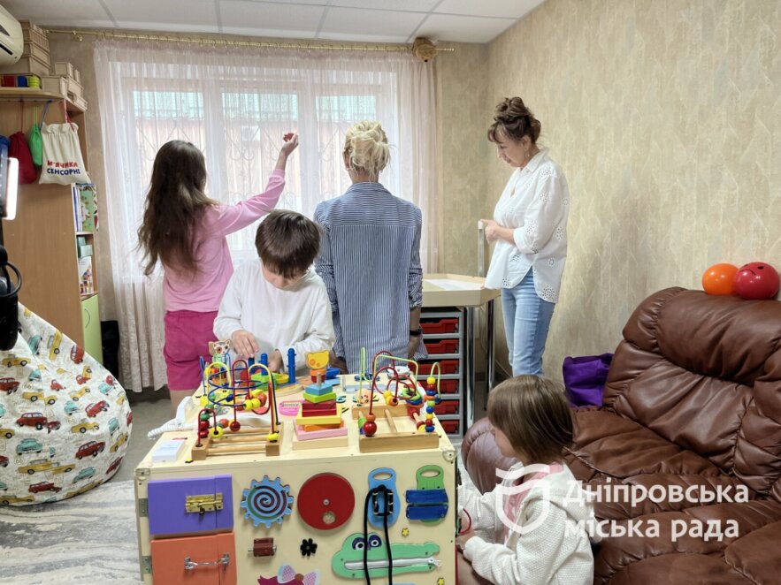 Як працює центр соціальної підтримки дітей та сімей «Мамине щастя» у Дніпрі