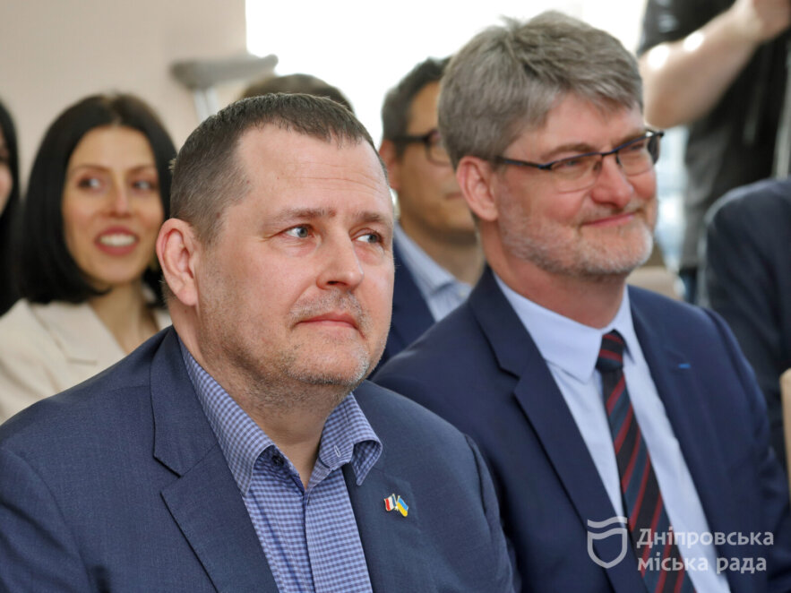 ОФІЦІЙНО                Філатов про міжнародний проєкт розбудови соціального житла для маріупольців: «Дніпро і далі допомагатиме усім, чим зможе»