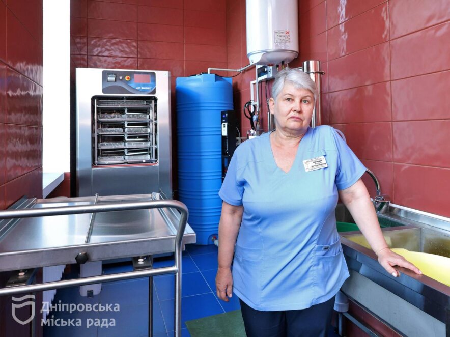 Дніпро отримав медичне обладнання на 4,5 млн грн від міжнародних партнерів