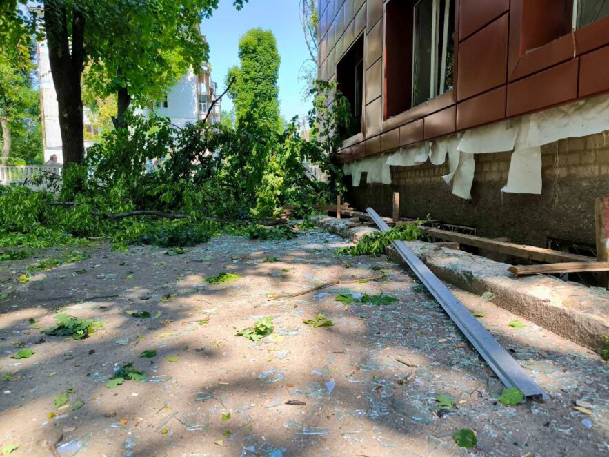 ЕКСКЛЮЗИВ
                                Мер Дніпра: внаслідок ворожих влучань пошкоджено понад 10 будинків, школи й садки