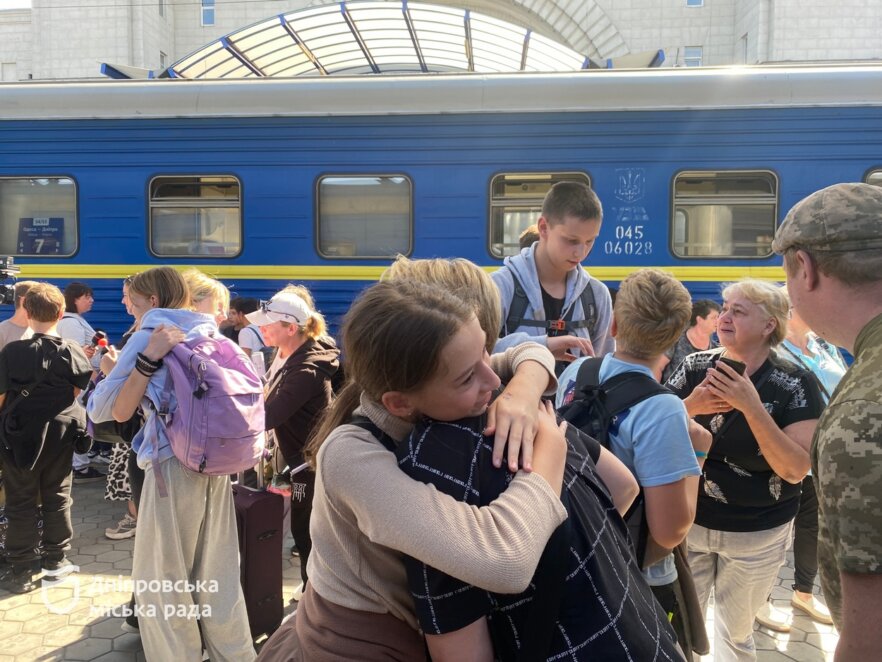 До Дніпра повернулися ще 159 дітей після відпочинку в таборі «Соколята», організованого завдяки програмі мера Філатова - Наше місто