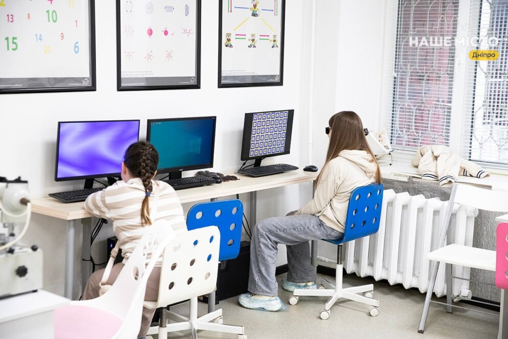 лікування порушень зору