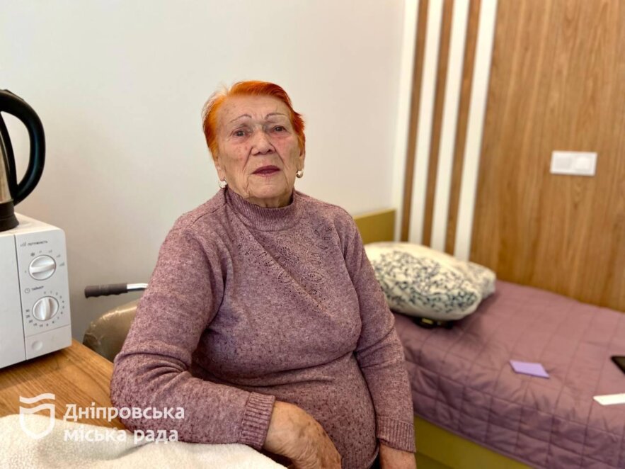 Турбота та підтримка: як у Дніпрі допомагають людям похилого віку у центрі «Милосердя»