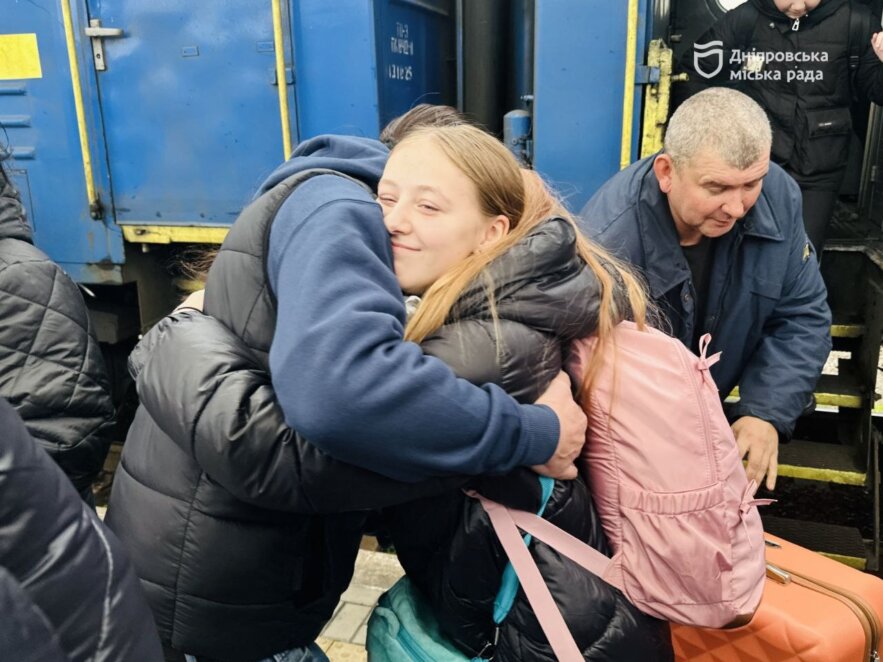 ОФІЦІЙНО                Ще 198 дітей учасників бойових дій та загиблих захисників відпочили у таборах Прикарпаття за ініціативи Бориса Філатова