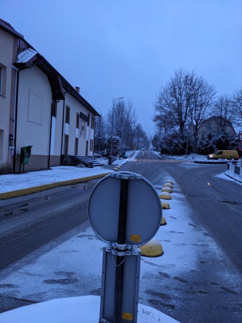 Україну засипало снігом: у західних областях оголошено помаранчевий рівень небезпеки