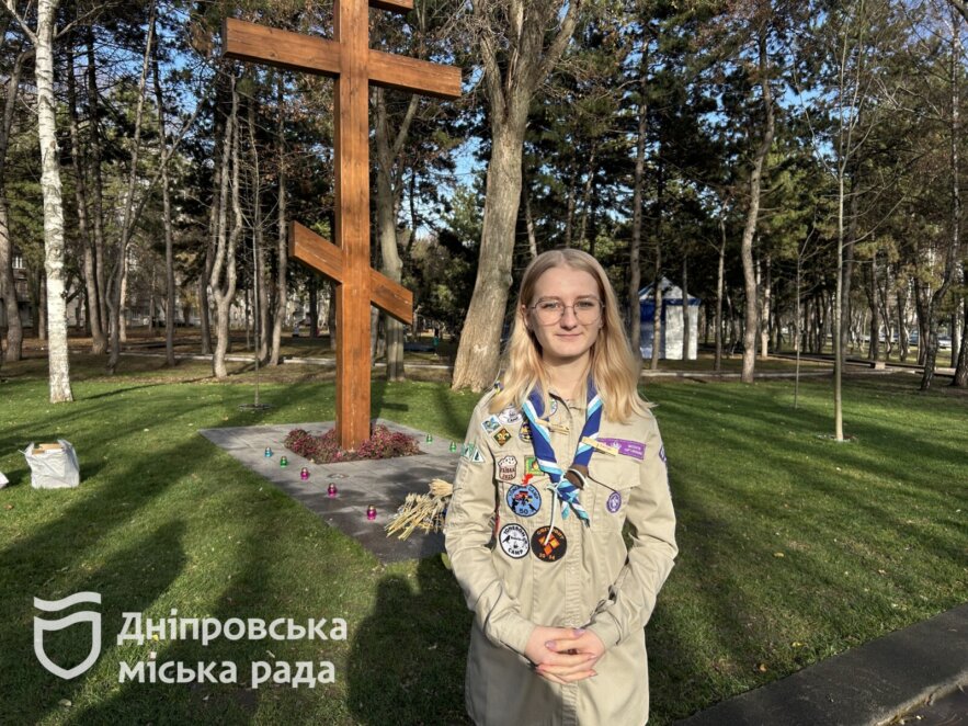 ОФІЦІЙНО                У Дніпрі згадали жертв Голодоморів та провели паралелі із сучасною війною з рф