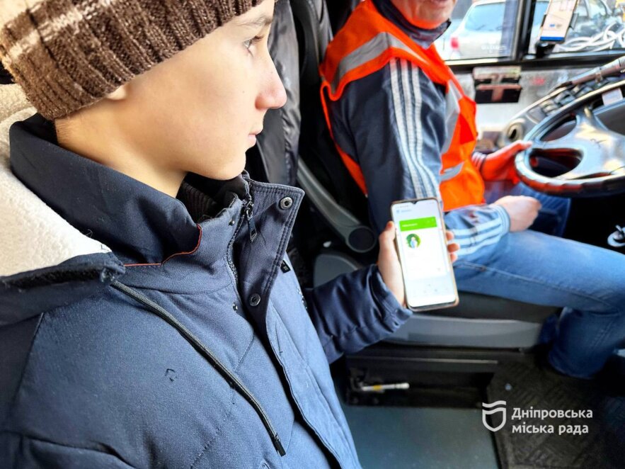 Пільговий проїзд дітей: у міськраді Дніпра провели розширене засідання профільної комісії