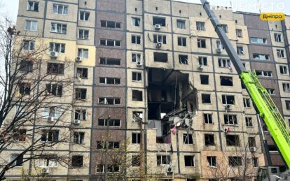 У Дніпрі продовжують ліквідовувати наслідки нічної атаки - Наше Місто
