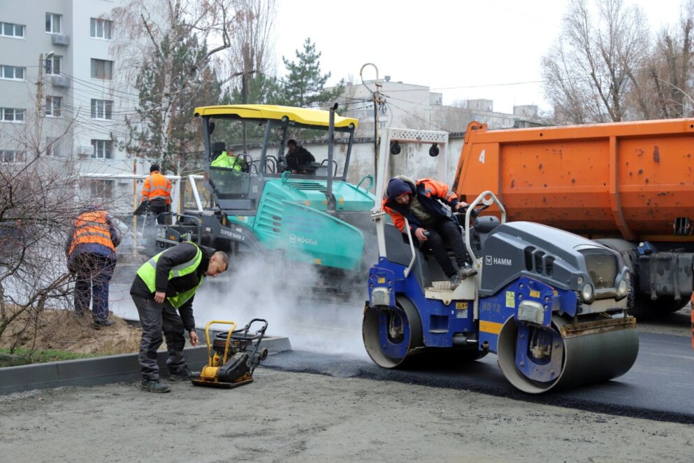 Реконструкція двору багатостраждального 118-го будинку на Перемозі - Наше Місто