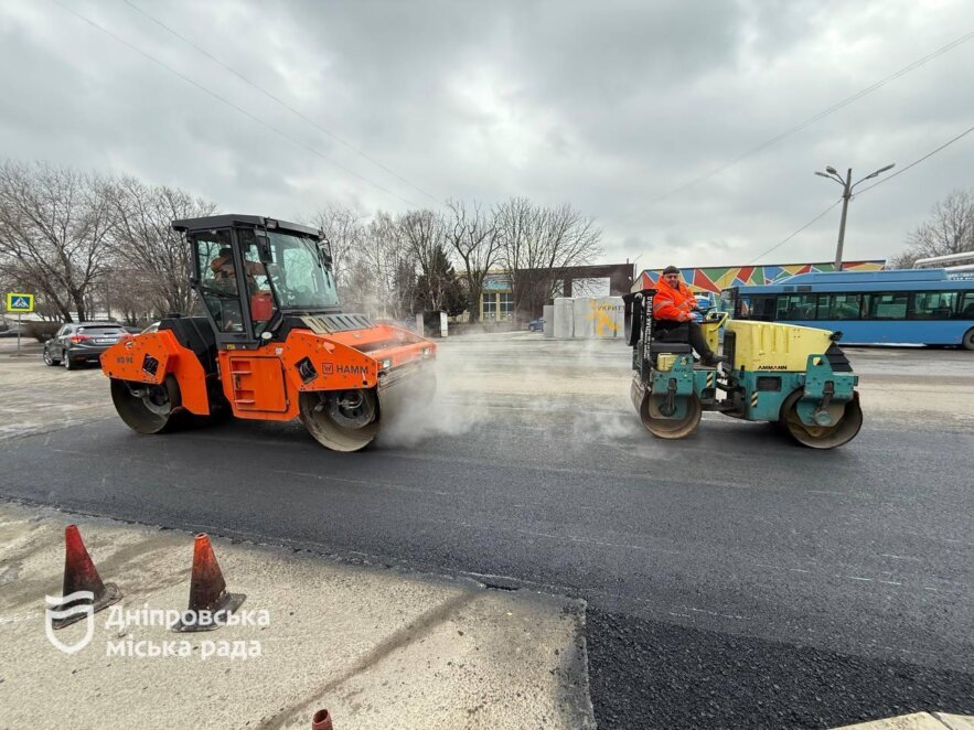 У Дніпрі за 2025 рік відремонтували близько 350 тисяч квадратних метрів доріг
