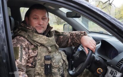 Евакуював автівки під обстрілом FPV-дронів: історія водія-механіка з ТрО Дніпра