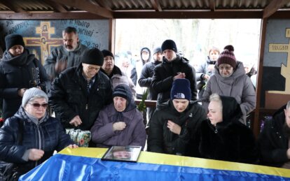 У Нікополі провели в останню путь молодшого сержанта, який загинув у Запорізької області