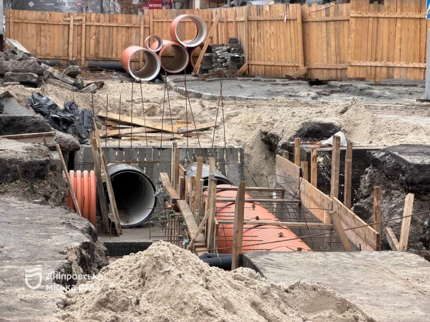 ОФІЦІЙНО                У Дніпрі оновлюють пішохідні та дорожні зони після масштабних інженерних робіт у центрі міста