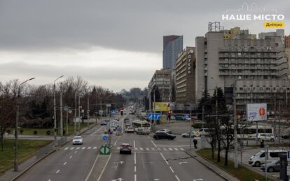 У Дніпрі 19 грудня продовжують діяти зміни у русі транспорту