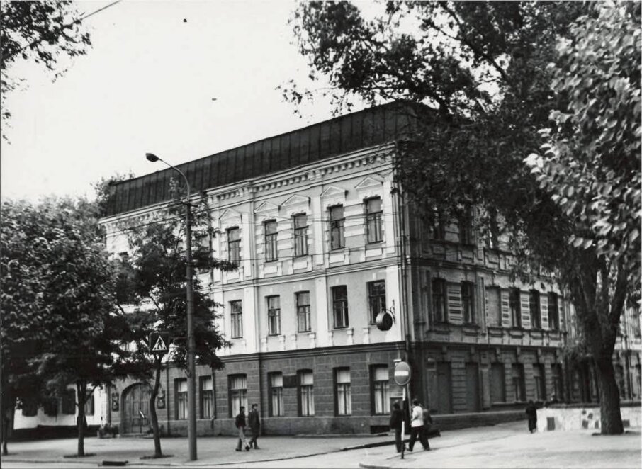 В Днепре в результате атаки дрона повреждено историческое здание начала XX века - Наше Місто