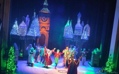 Вистава Драмікому Скрудж та Різдвяне диво вирушила у турне Україною