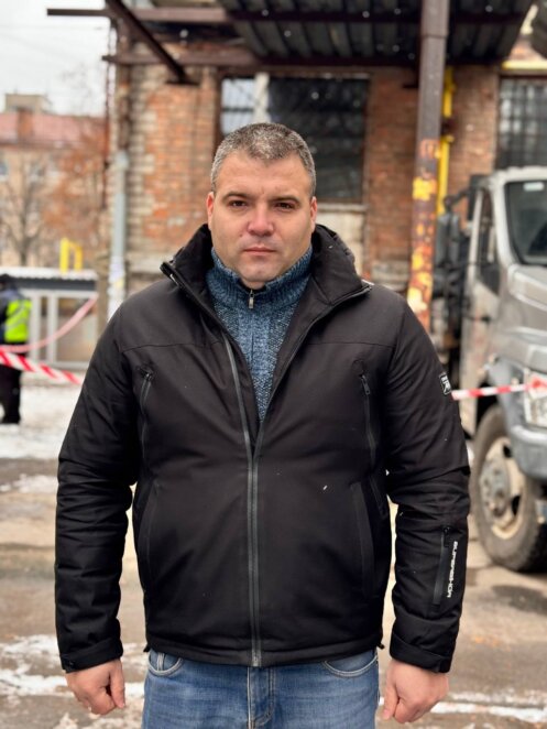 У Дніпрі на вул. Робочій демонтували незаконний «цар-навіс» - Наше Місто