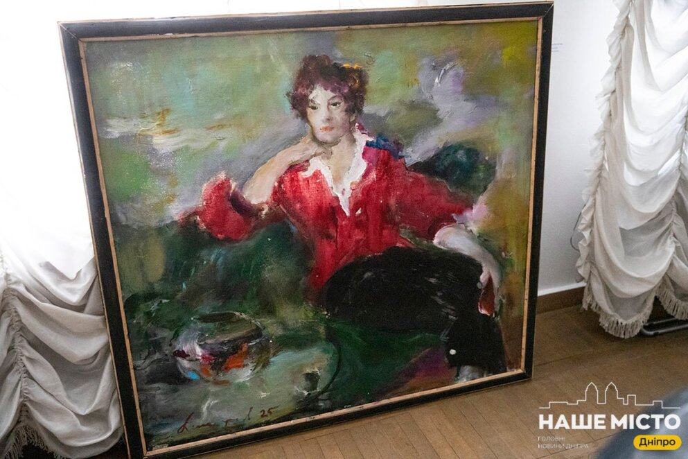 ЕКСКЛЮЗИВ
                                У художньому музеї Дніпра відкрили виставку одного з найвідоміших митців міста