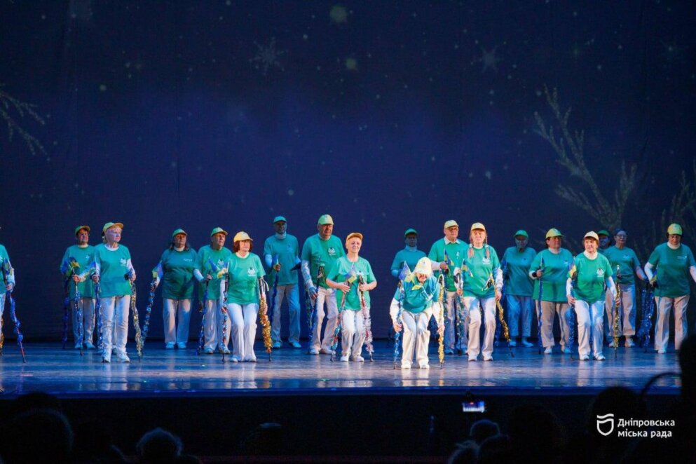 ОФІЦІЙНО                У Дніпрі понад 350 учасників Університету третього віку презентували власну «Формулу довголіття»