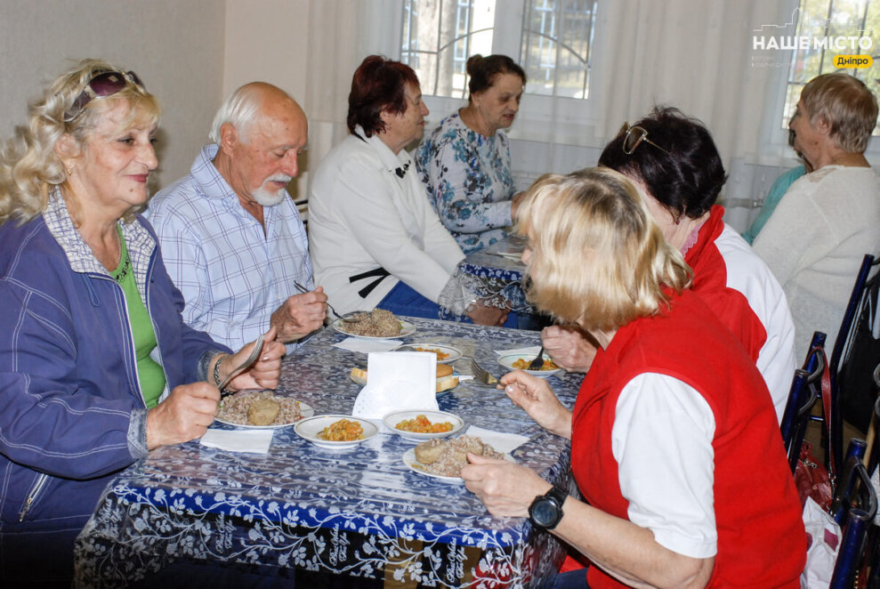 ЕКСКЛЮЗИВ
                                У Дніпрі 64 довгожителі: як місто підтримує тих, кому понад 100 років