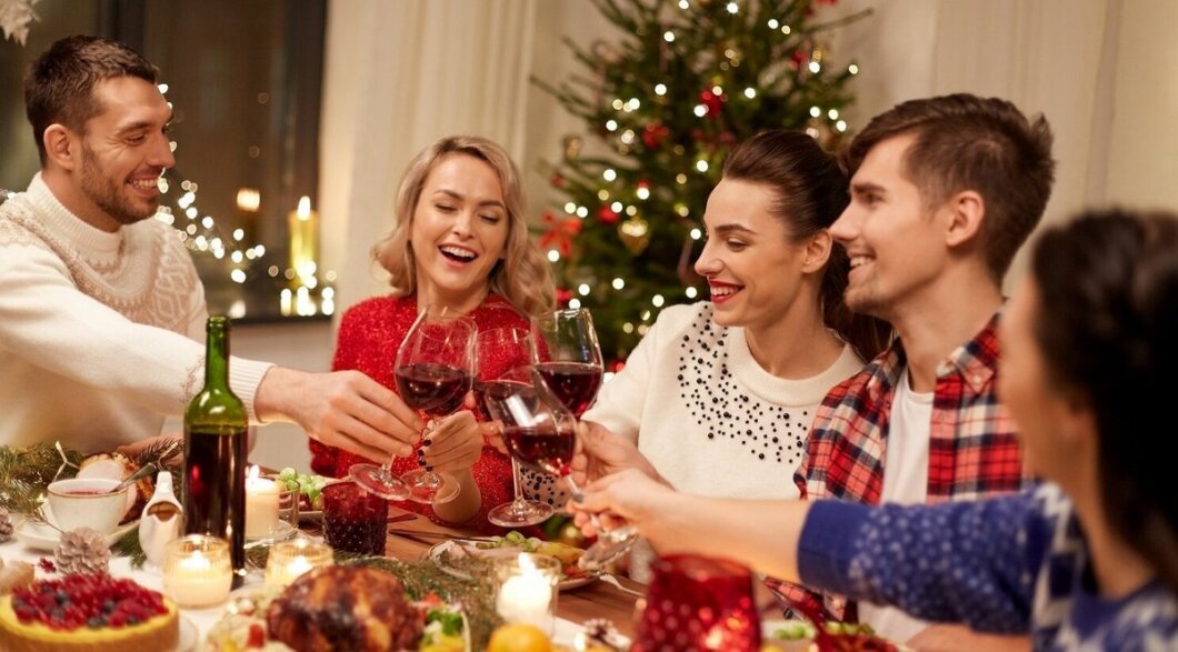 ЕКСКЛЮЗИВ
                                Святковий стіл без шкоди для здоров’я: рекомендації для мешканців Дніпра