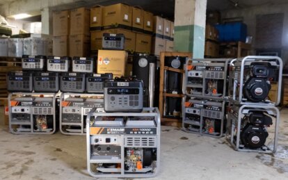 Об'єднатися, щоб допомогти Дніпру: команда Порошенка передає генератори місту, що потерпає від блека...