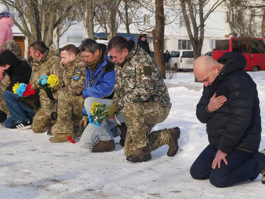 Воїну було 36 років: у Покрові провели в останню путь загиблого військового
