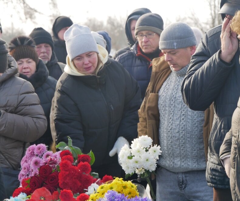 Воїну було 36 років: у Покрові провели в останню путь загиблого військового