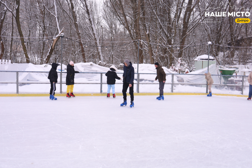 ЕКСКЛЮЗИВ
                                За кадром ковзанки: хто в Дніпрі створює ідеальний лід