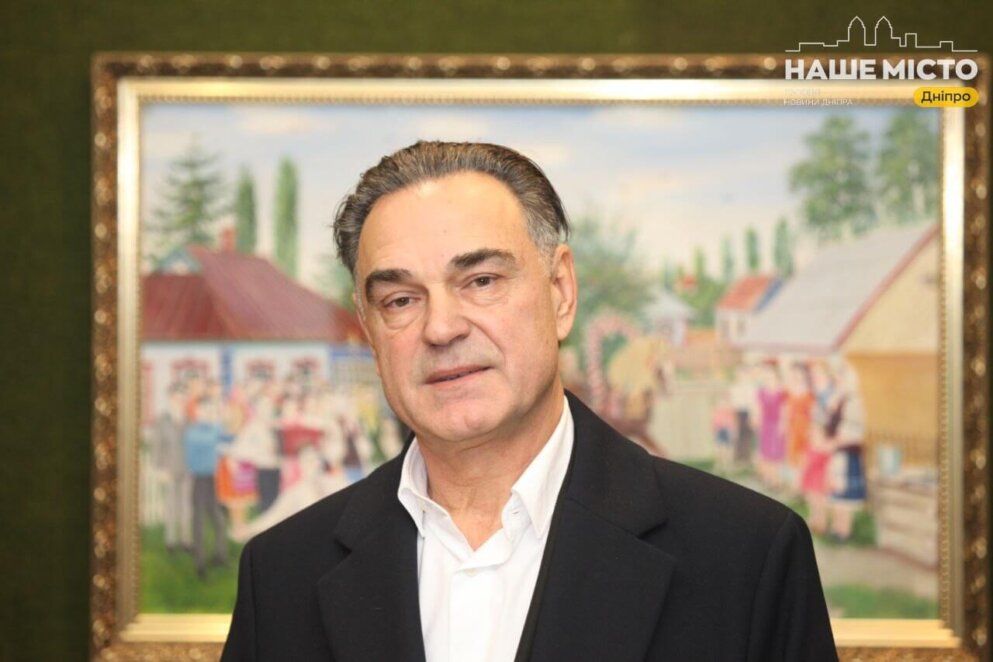 ЕКСКЛЮЗИВ
                                Як відомі люди Дніпра зустрічають Новий рік в умовах війни