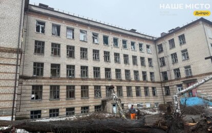 У Дніпрі внаслідок нічної атаки сильно постраждала одна з міських шкіл - Наше Місто